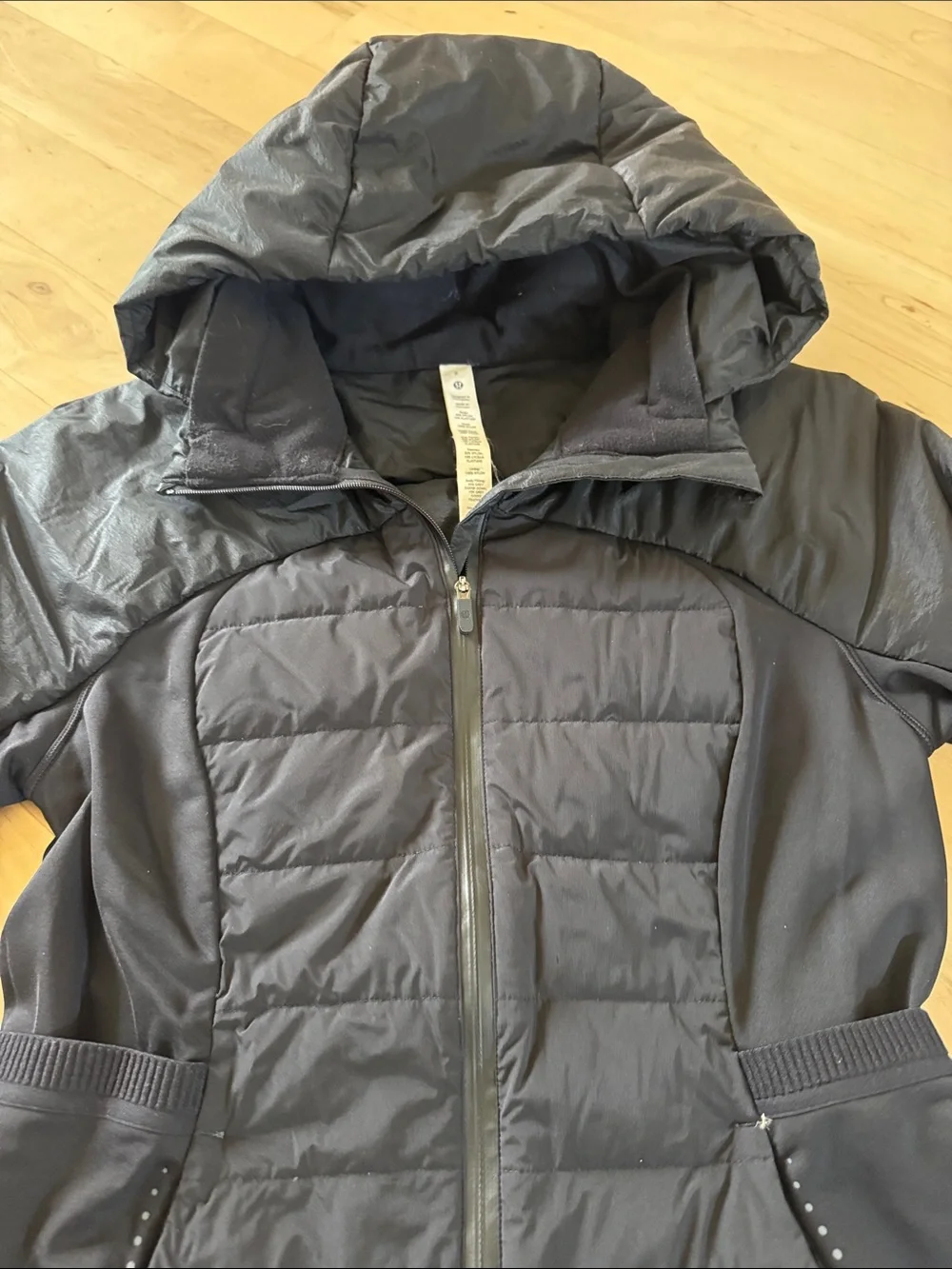 Lululemon-Women's Down for It All Jacket-Coat-Black-Athletic Athleisure-Size 6